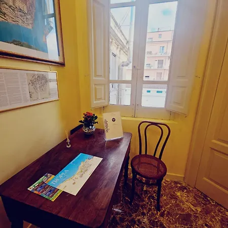 Apartment Palazzo Dei Fiori Liberty Tropea