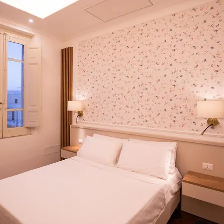 Palazzo Dei Fiori Liberty Apartment Tropea